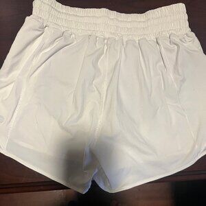Hotty Hot High-Rise Lined Short 4"